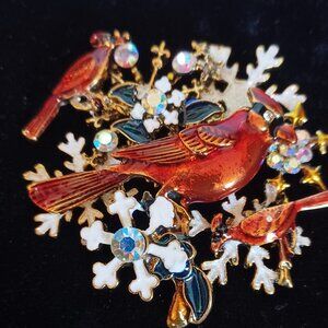 Wonderful Cardinal Christmas Brooch